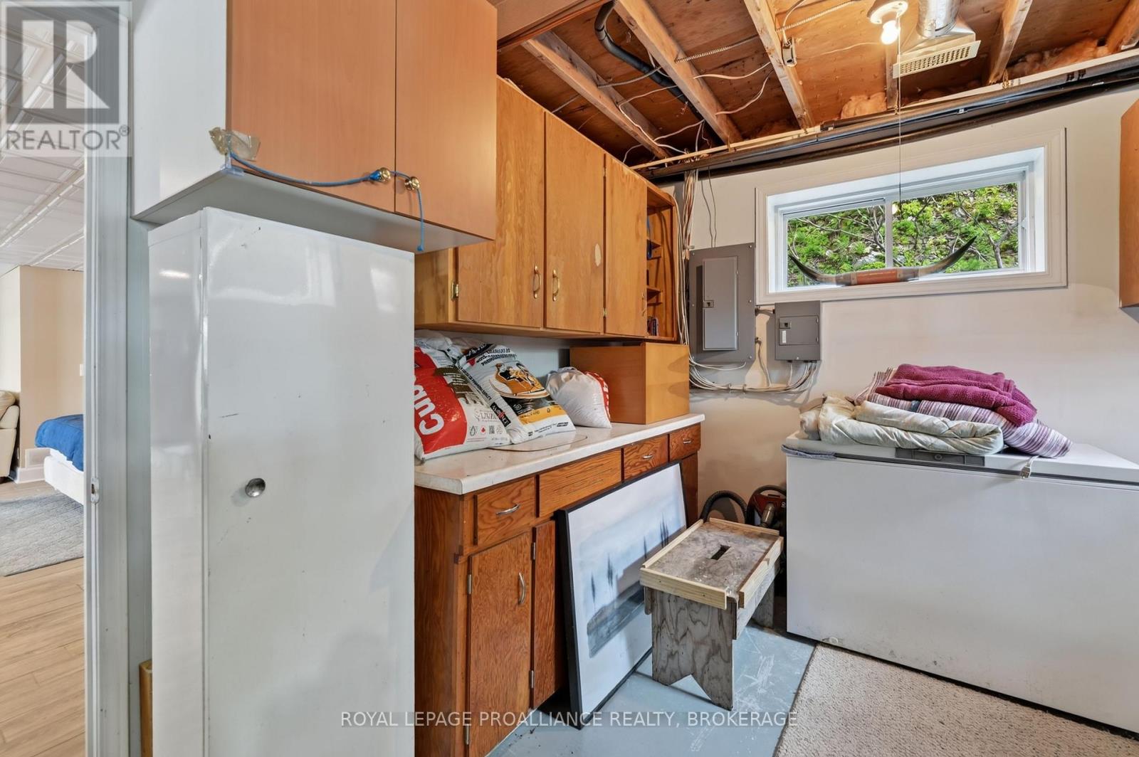 1403B EVERETT LANE - Image 20