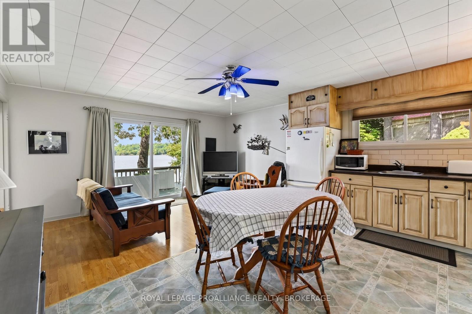 1403B EVERETT LANE - Image 6