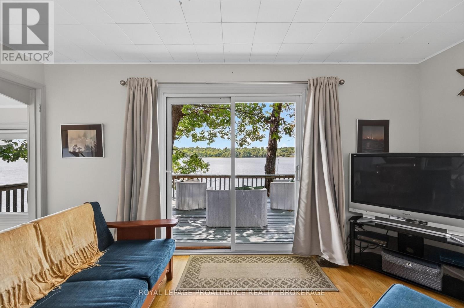 1403B EVERETT LANE - Image 7