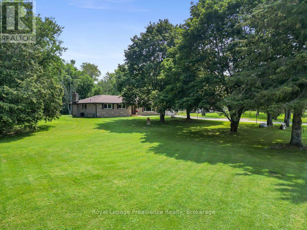 794 FOXBORO STIRLING ROAD - 38