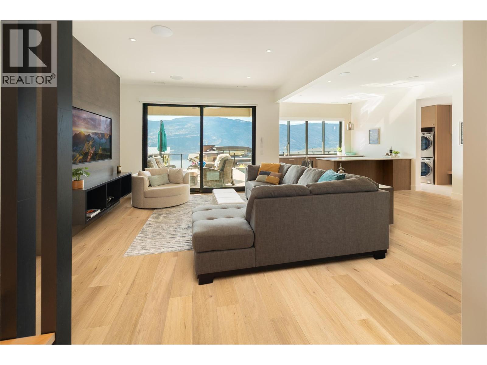  538 Clifton Court, Kelowna