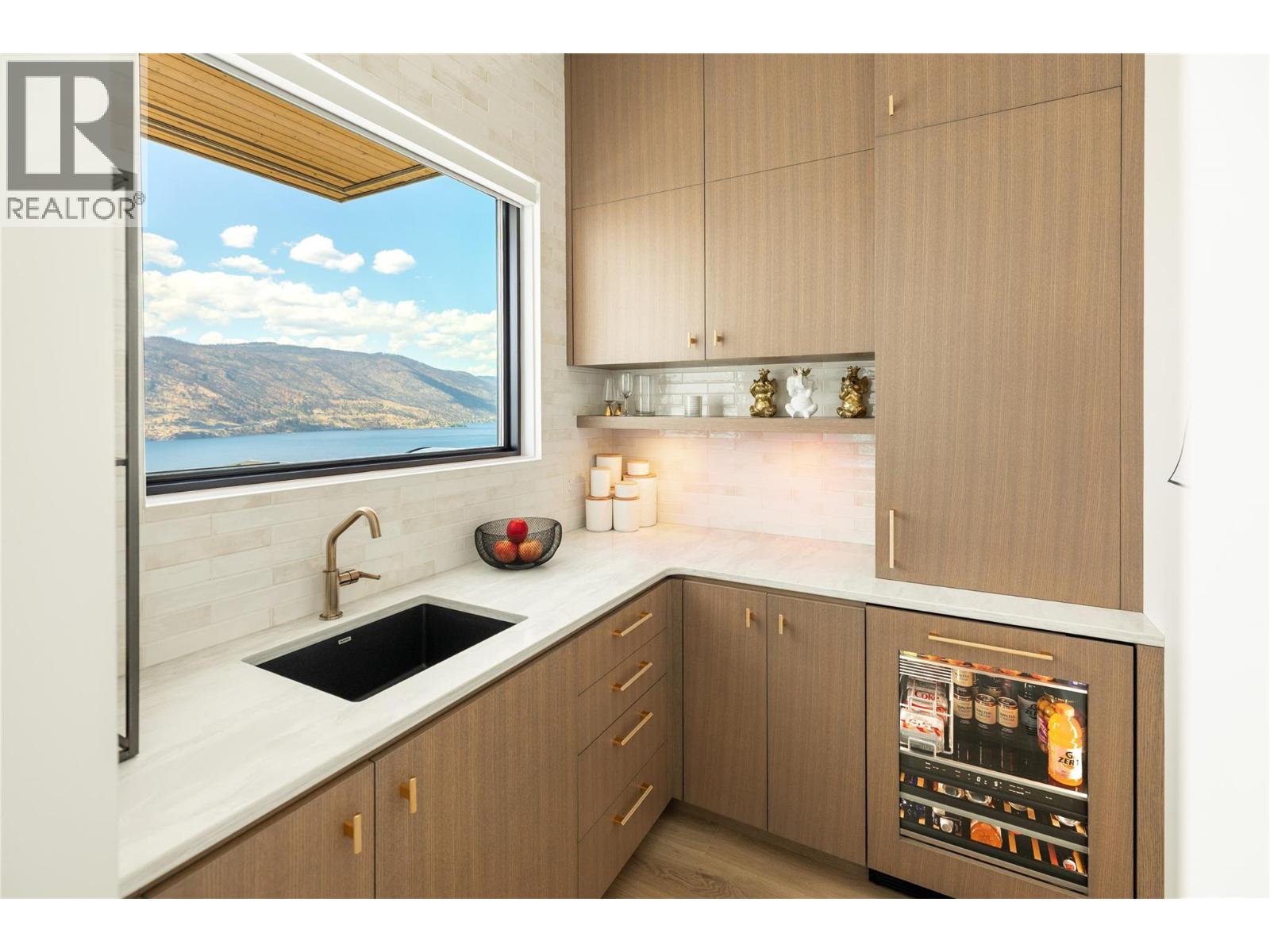  538 Clifton Court, Kelowna