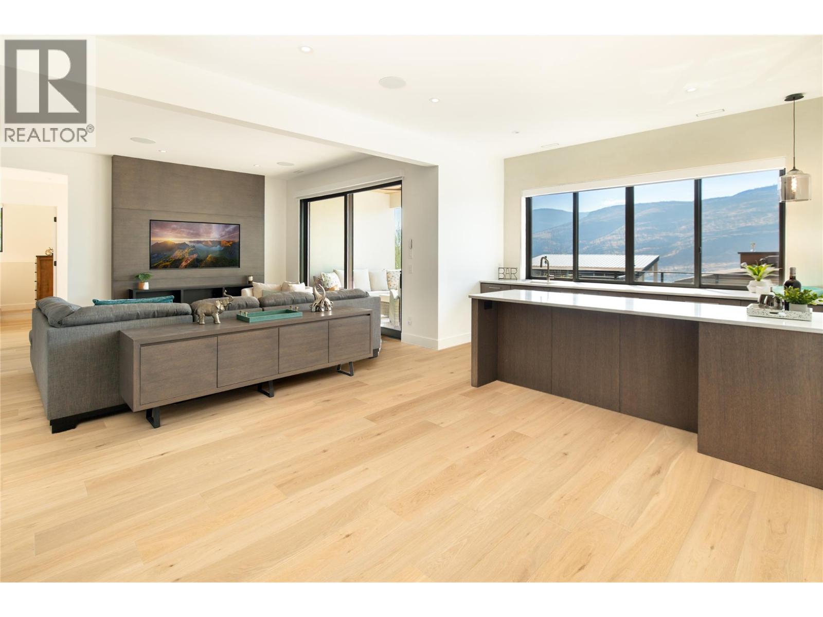  538 Clifton Court, Kelowna