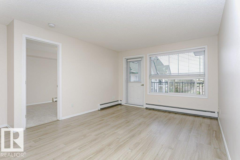 #423 13625 34 ST NW - 15