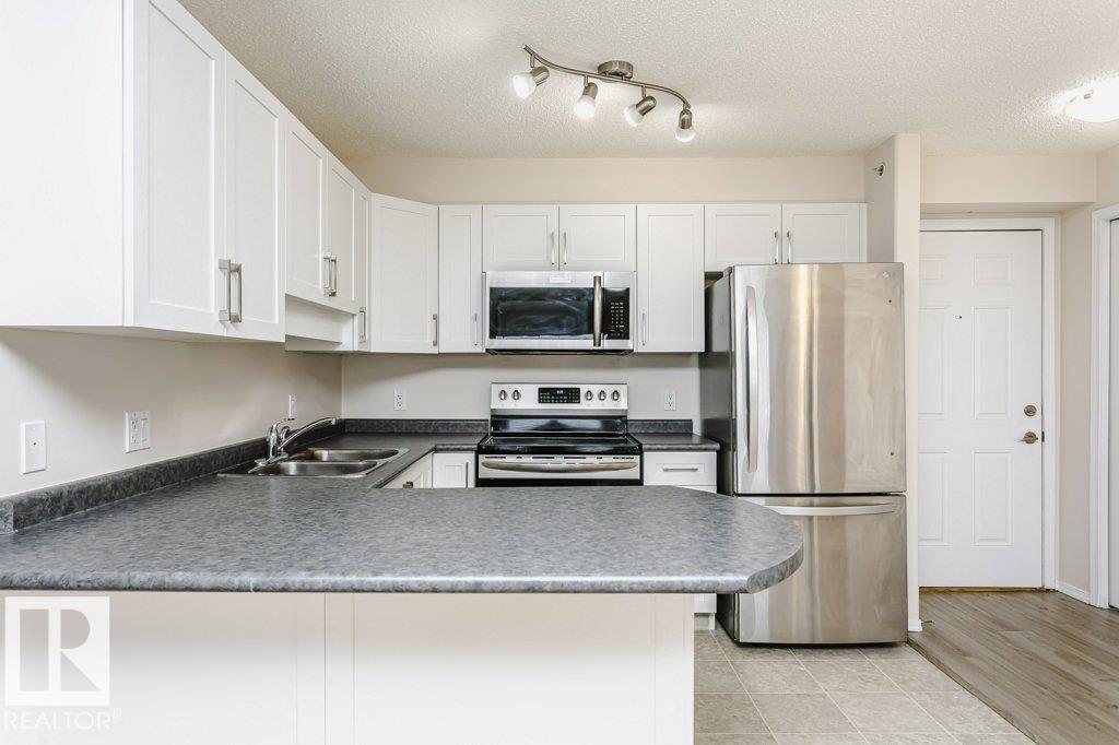 #423 13625 34 ST NW - 8