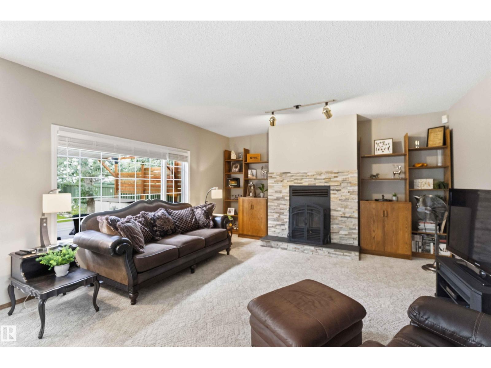 1080 WEDGEWOOD BV NW - Image 15