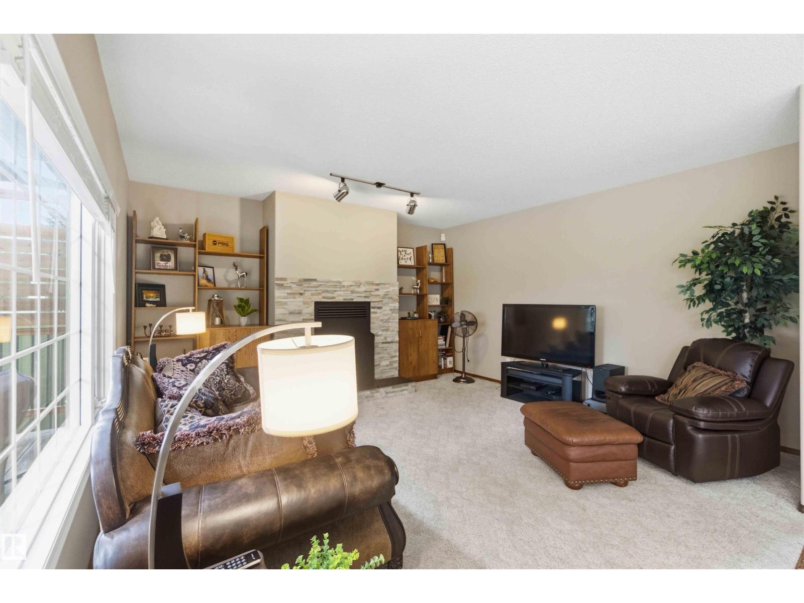 1080 WEDGEWOOD BV NW - Image 16