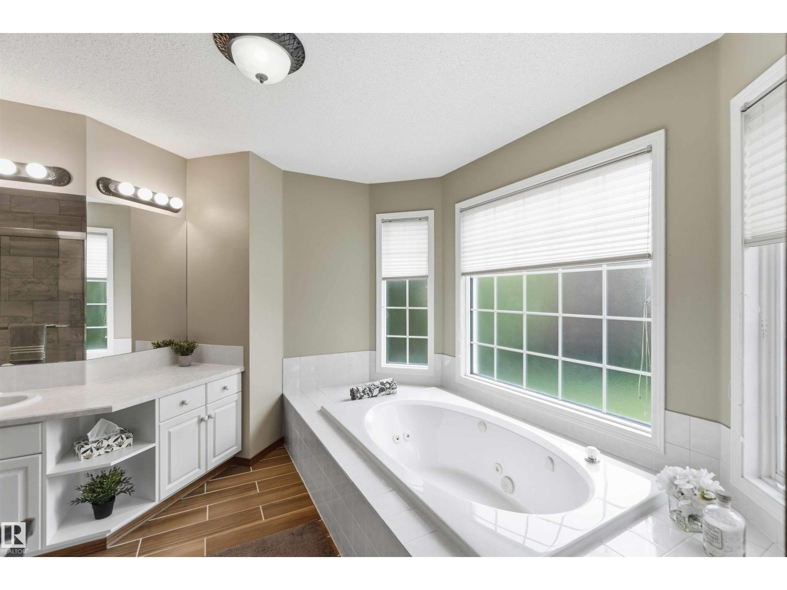 1080 WEDGEWOOD BV NW - Image 37