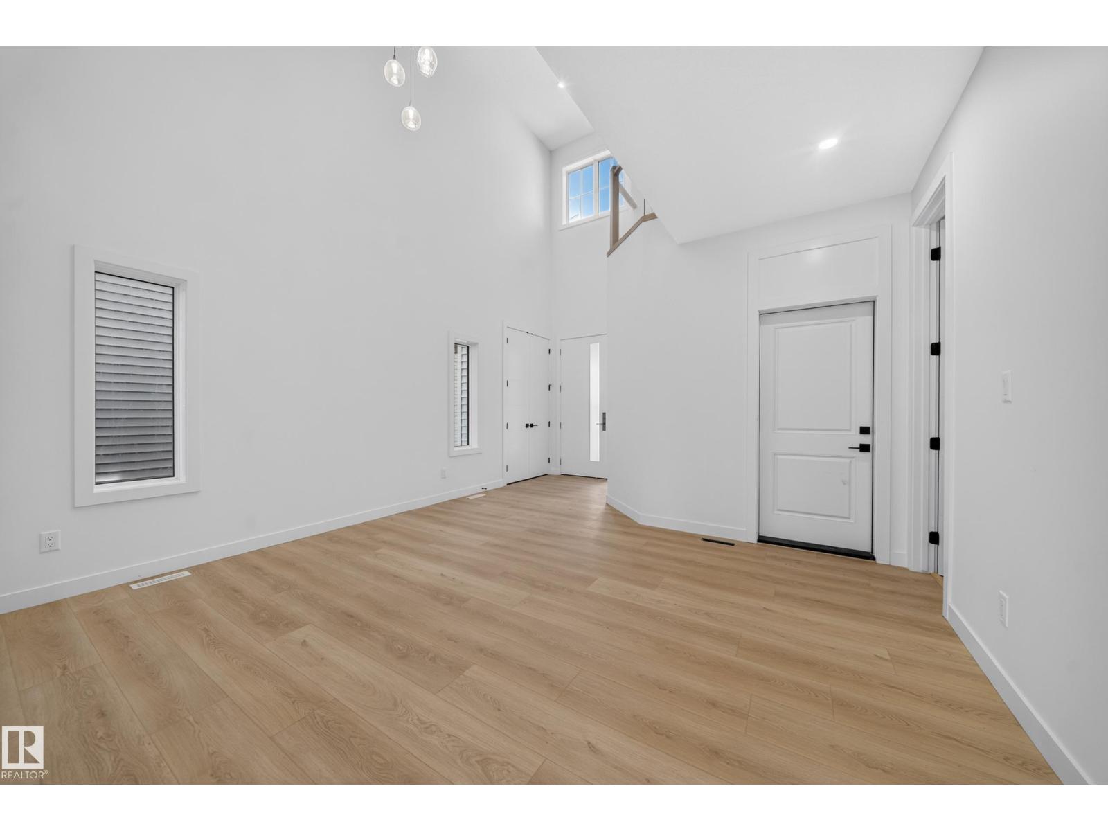 8915 MAYDAY Way SW - Photo 15