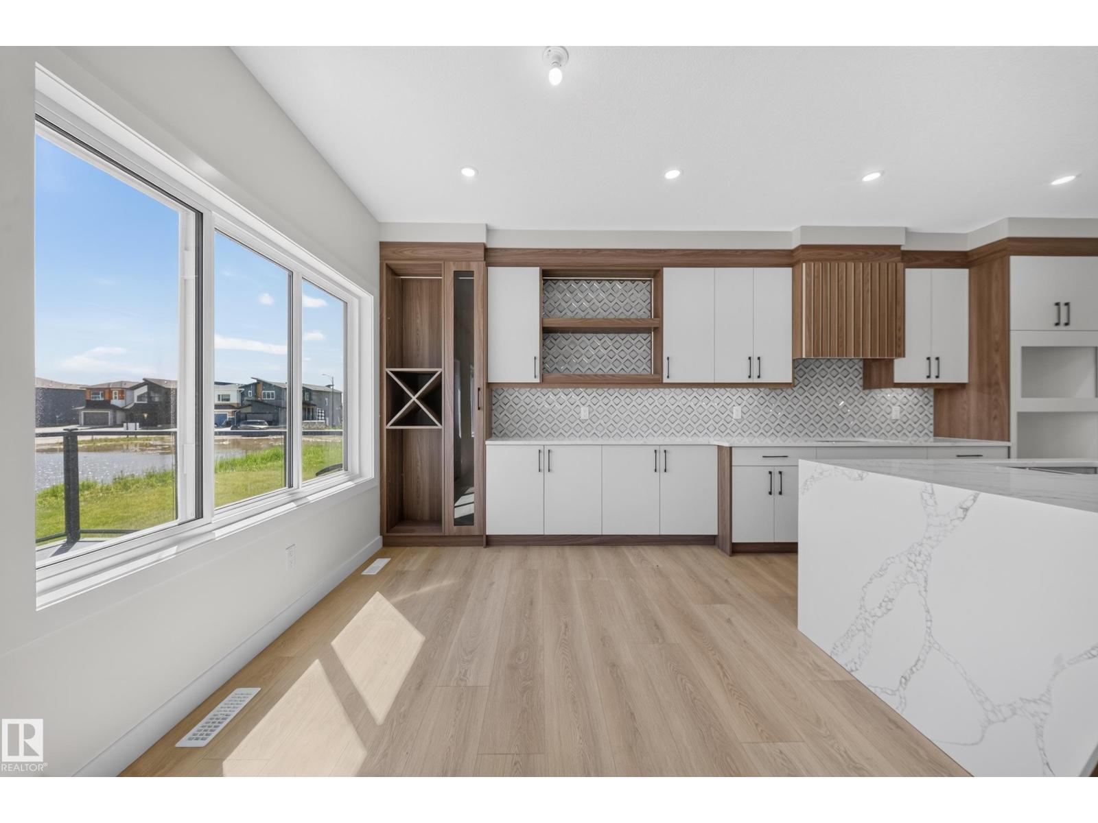8915 MAYDAY WY SW - 21
