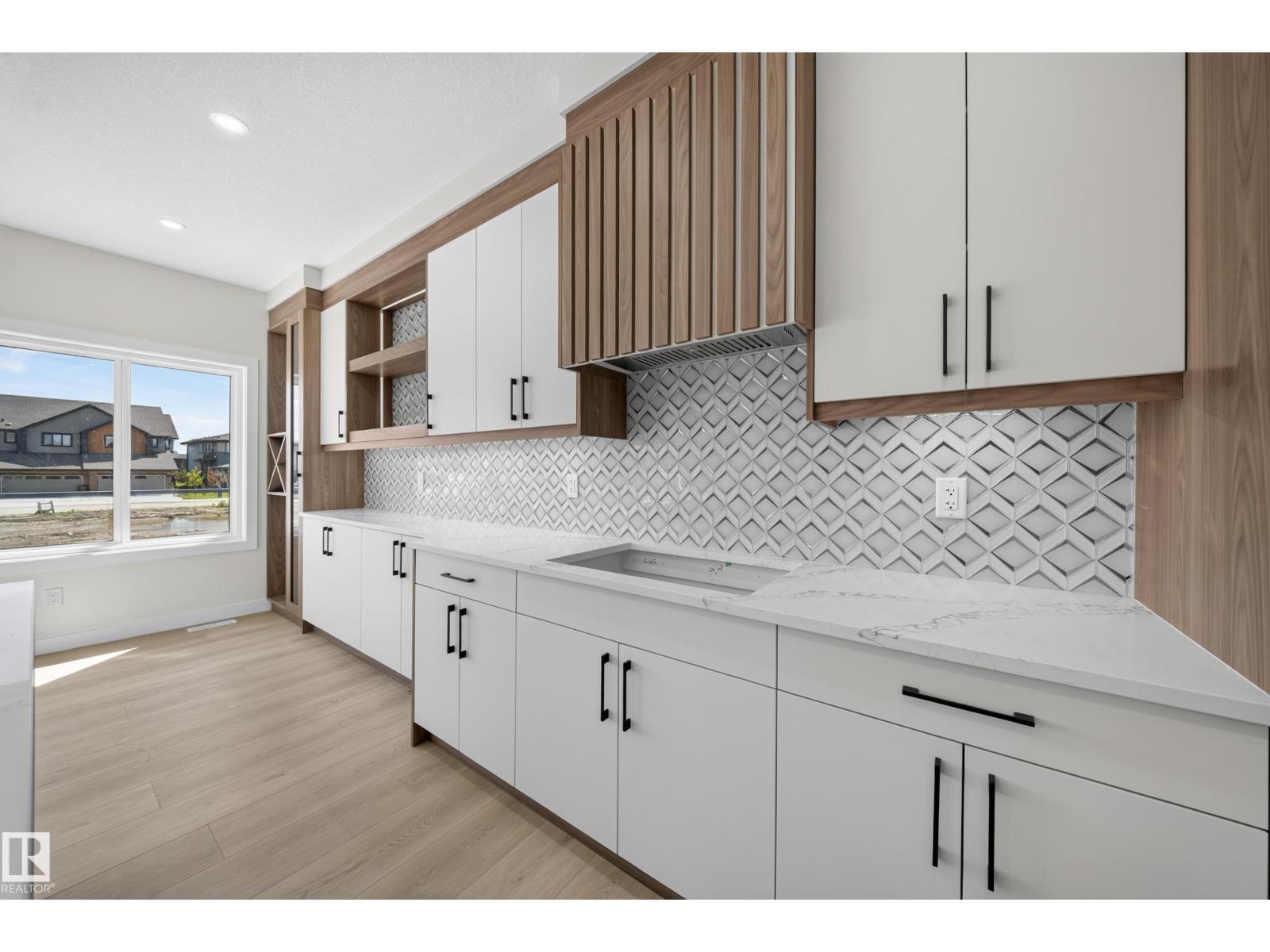8915 MAYDAY WY SW - 31