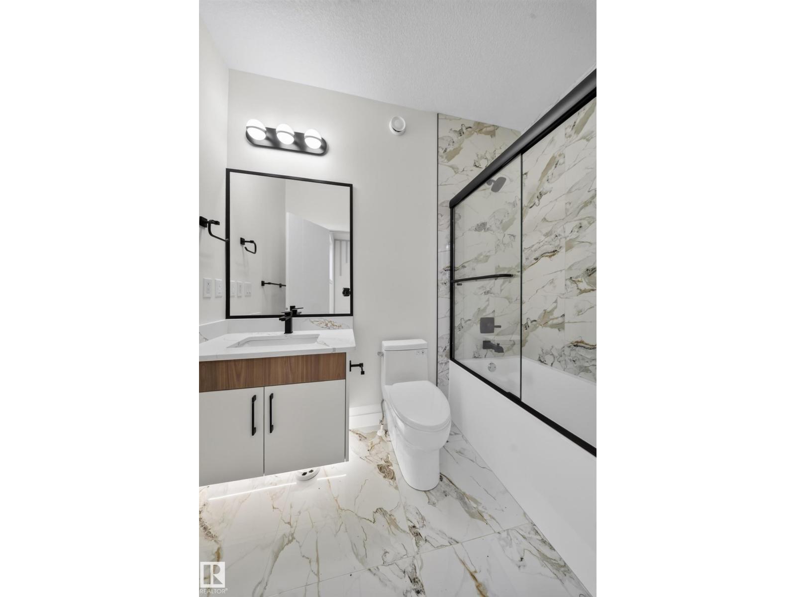 8915 MAYDAY WY SW - 46