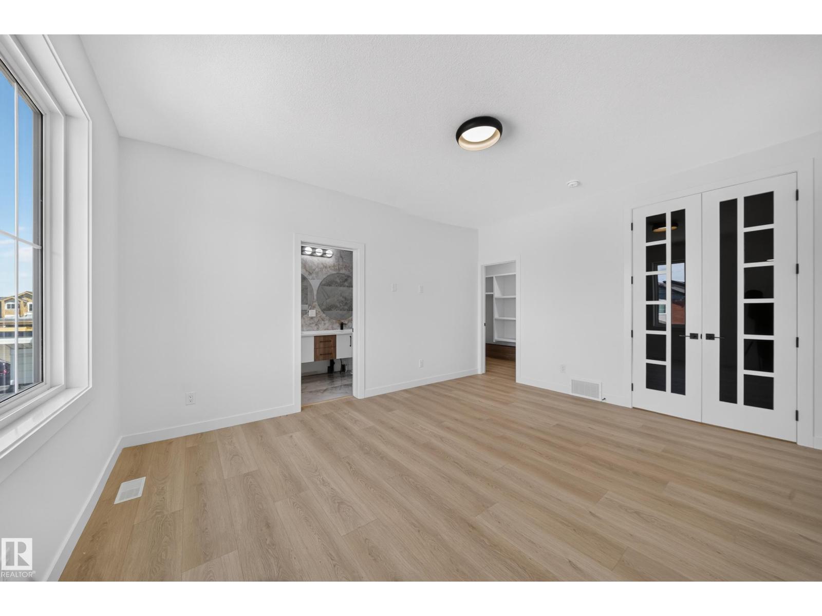 8915 MAYDAY WY SW - 54