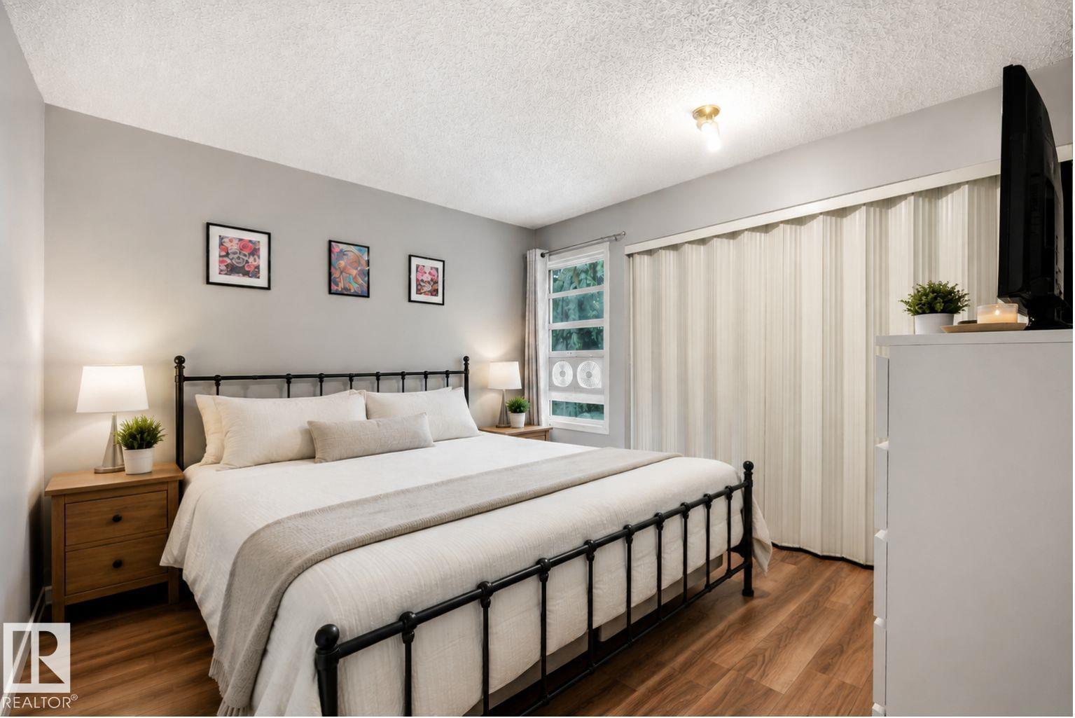 #44 1415 62 ST NW - 15