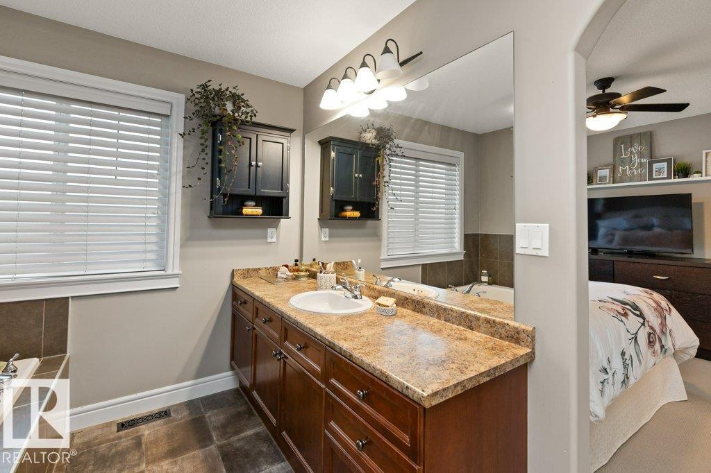 15 NAPOLEON Crescent - Photo 25