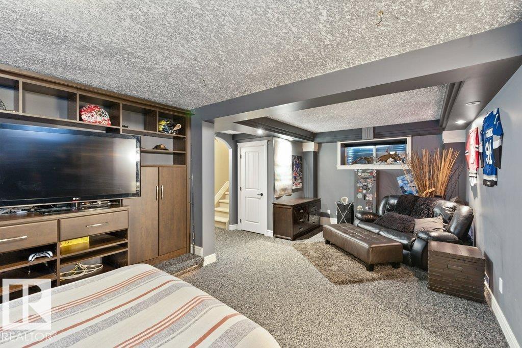 15 NAPOLEON Crescent - Photo 29