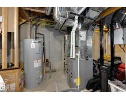 2079 Desrochers Dr Sw, Edmonton, AB T6W4B9 Photo 38