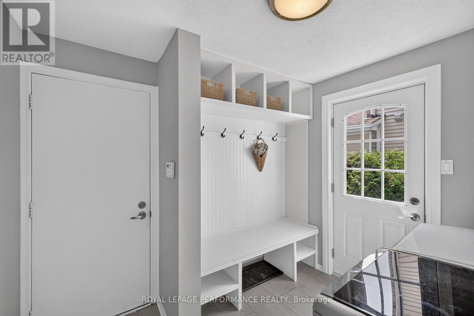 1720 BELLECHASSE PLACE - 17