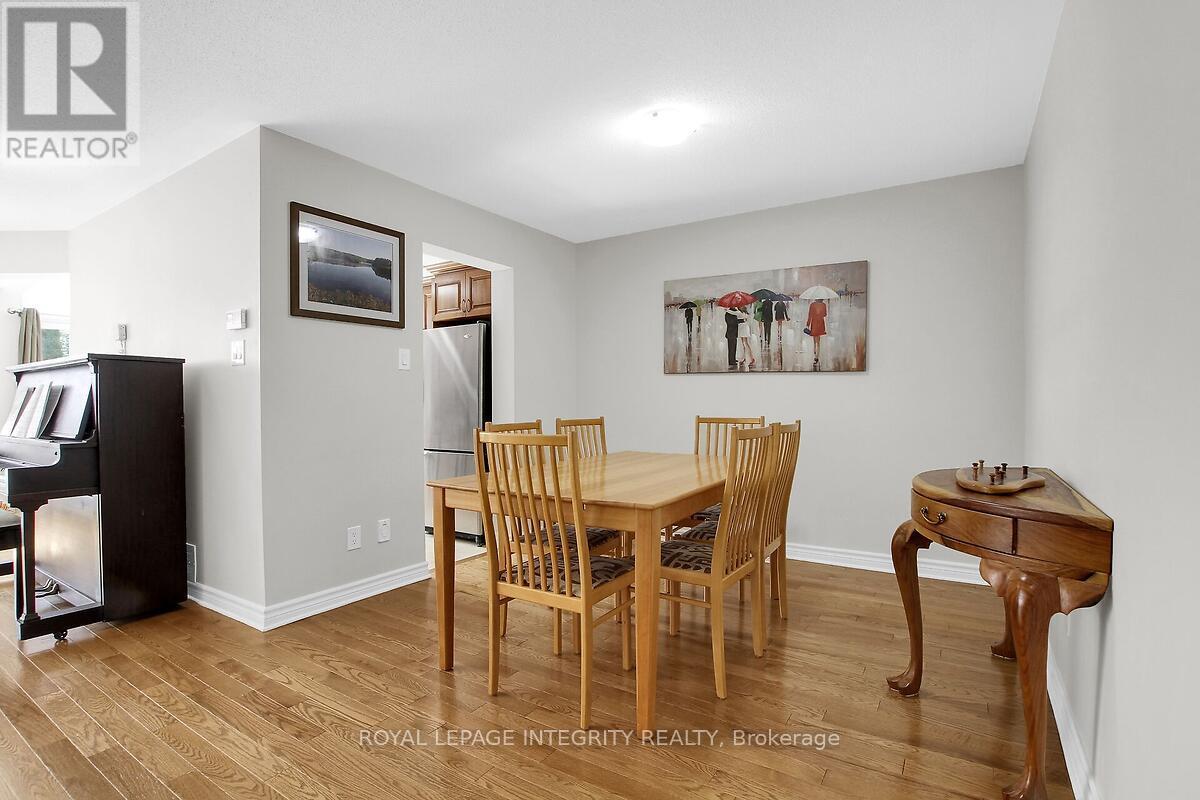 3 Bed, 3 Bath House for Sale in Ottawa – 125 WOODMILL TERRACE W, Ottawa – MLS# X13675854 - Image 12