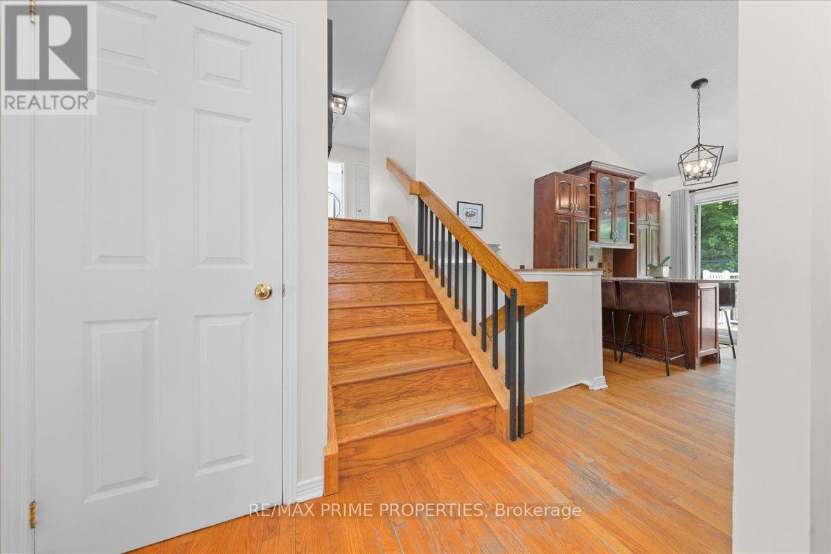 3 Bed, 3 Bath House for Sale in Ottawa – 1971 ROSEBELLA AVENUE, Ottawa – MLS# X13675942 - Image 14