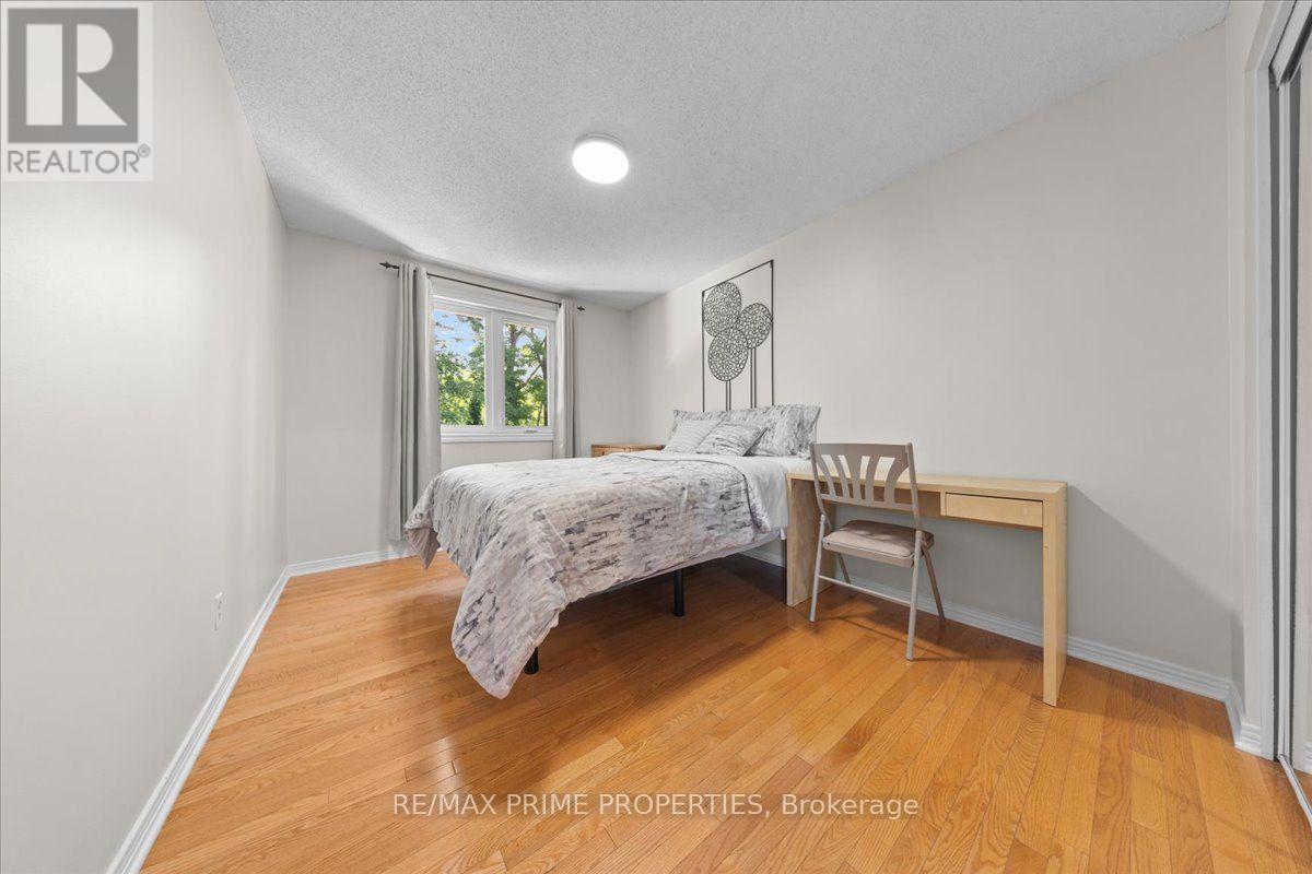 3 Bed, 3 Bath House for Sale in Ottawa – 1971 ROSEBELLA AVENUE, Ottawa – MLS# X13675942 - Image 18