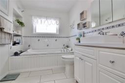 8 Bison Drive, Minnedosa, MB R0J1E0 Photo 23