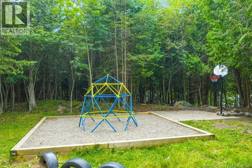 7 Hampton Manor - Image 31