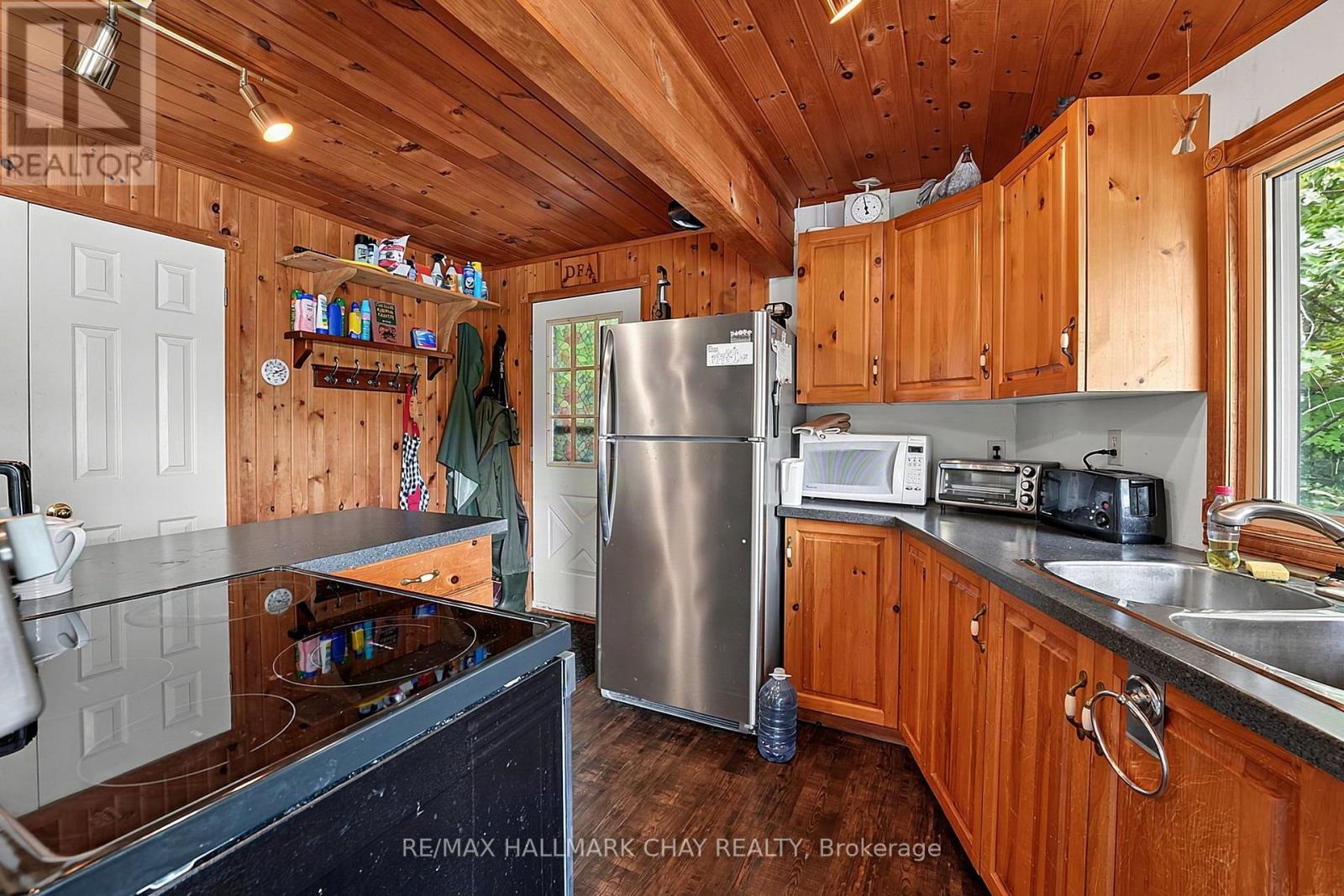 1283 LIONS HEAD ROAD - Image 21