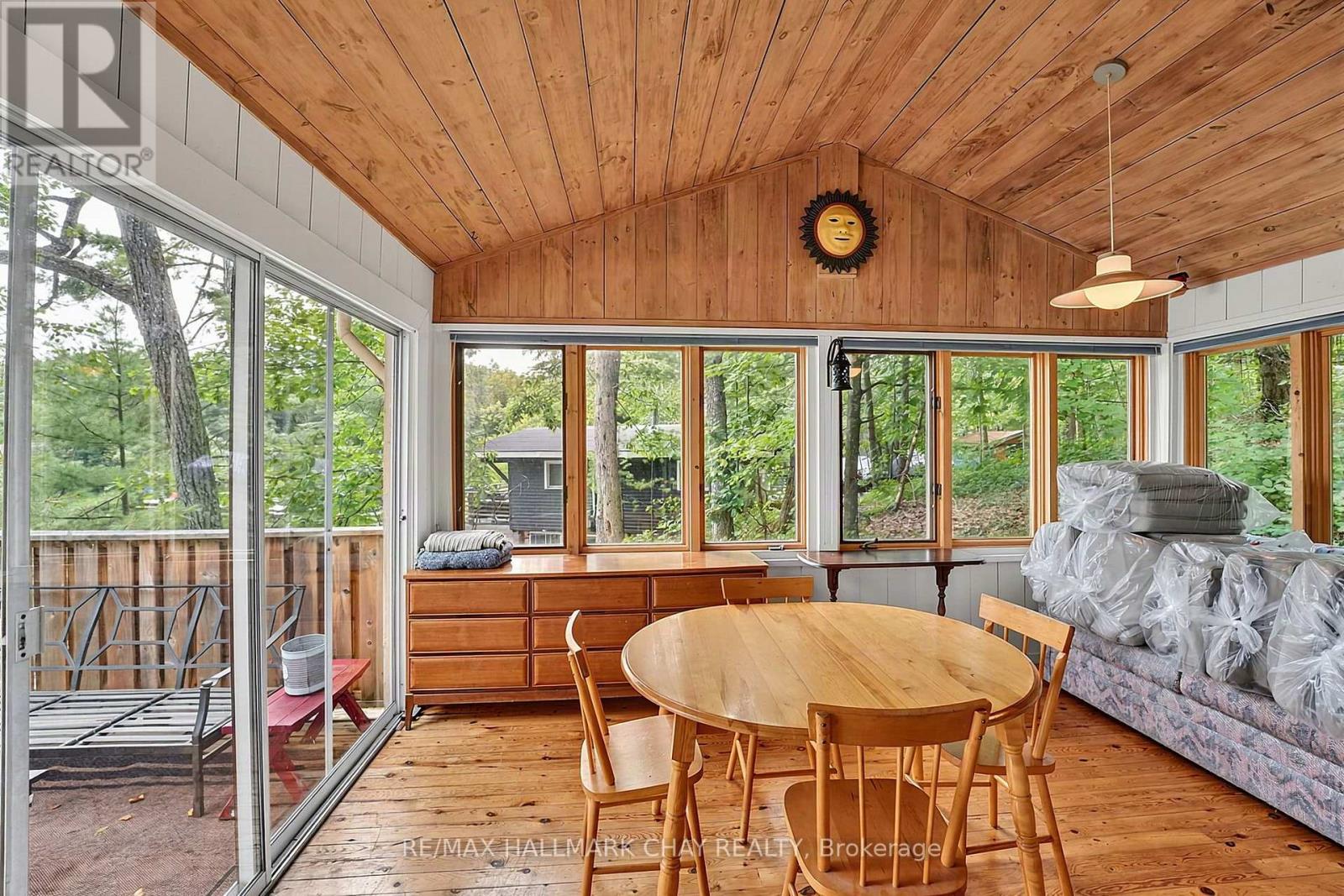 1283 LIONS HEAD ROAD - 31