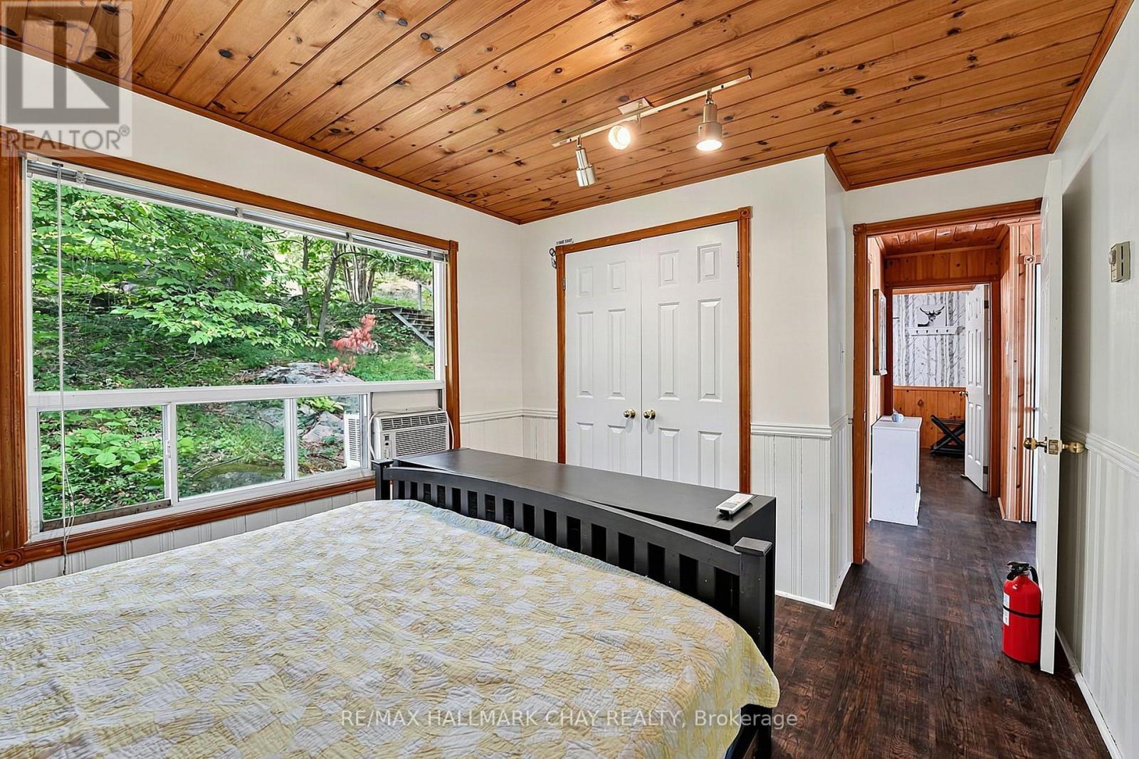 1283 LIONS HEAD ROAD - Image 36