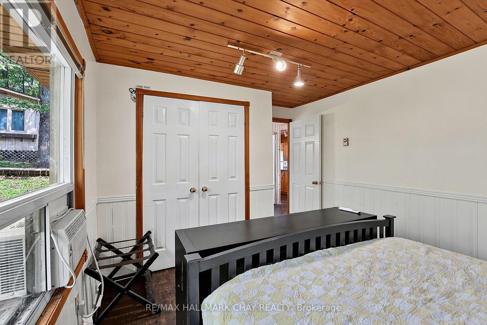1283 LIONS HEAD ROAD - 37