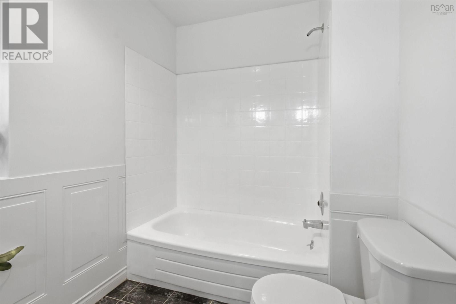 43 Karen Avenue - 30