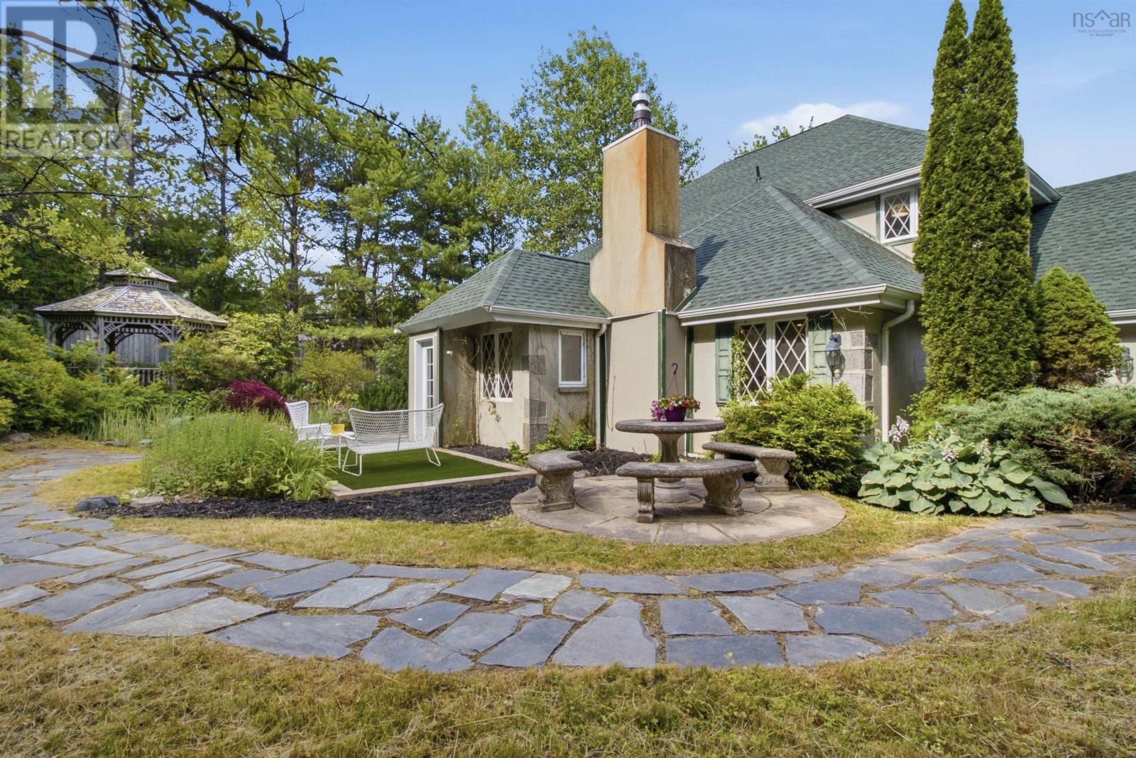 43 Karen Avenue - 5