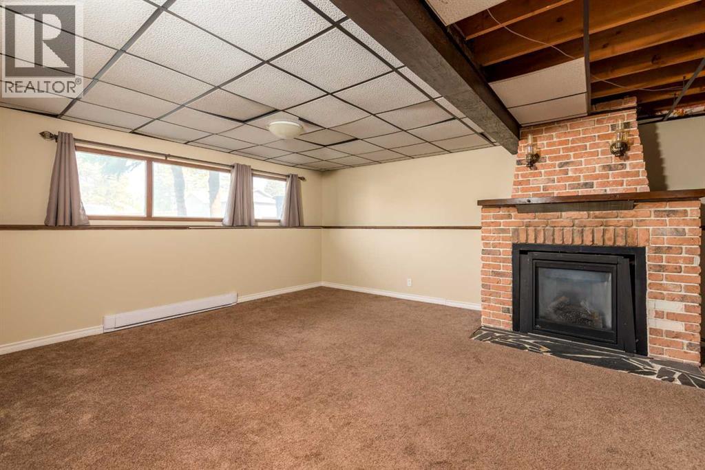 109 3 Street E - Image 19