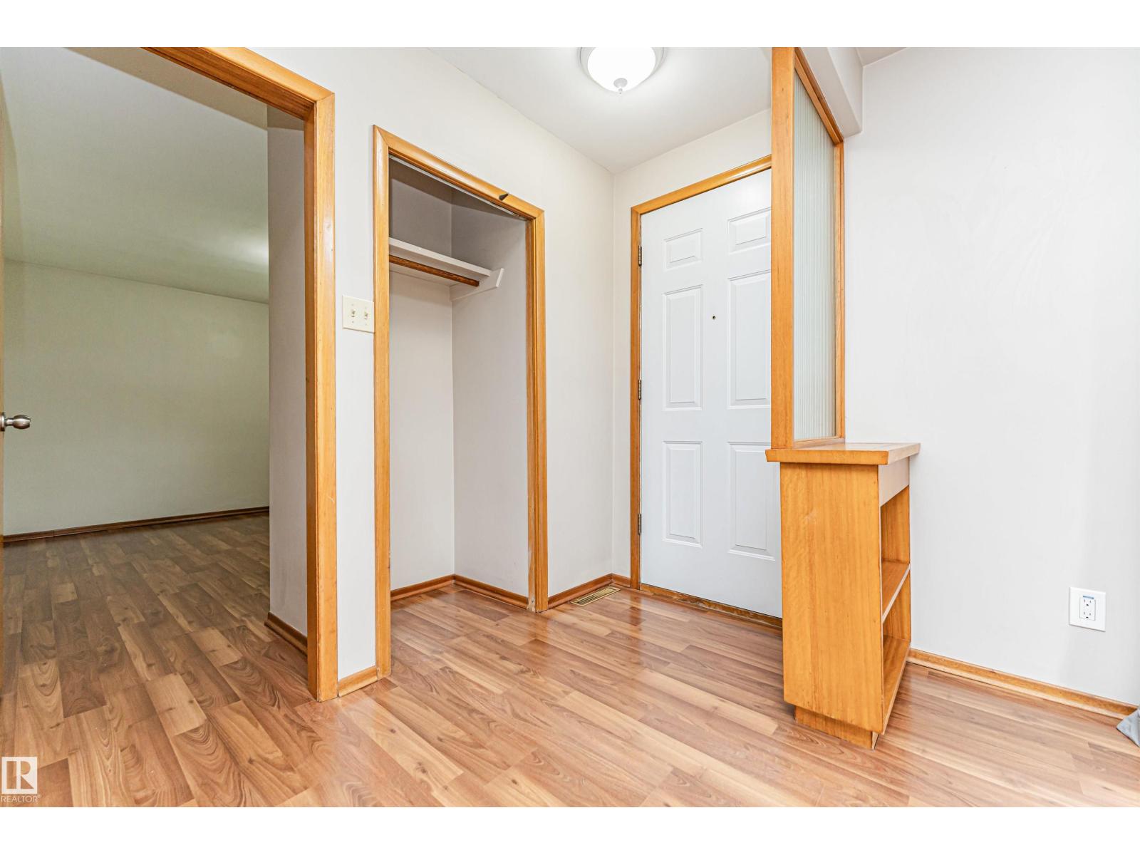 11139 62 Avenue NW - Photo 6