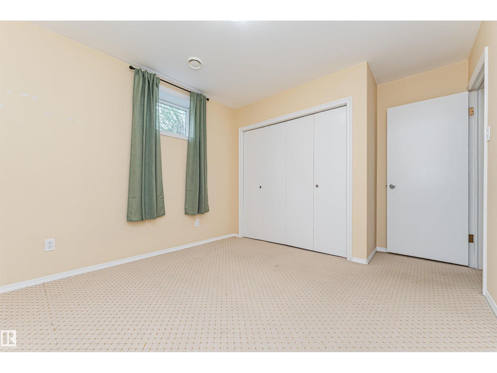 11139 62 AV NW - 42