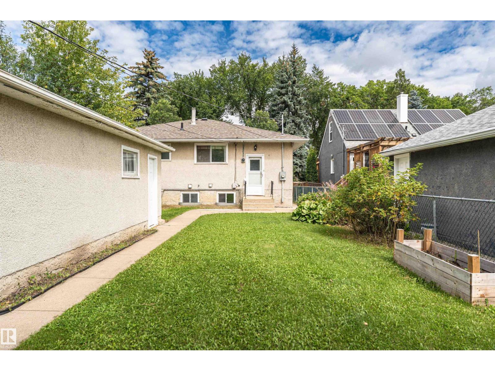 11139 62 AV NW - Image 54