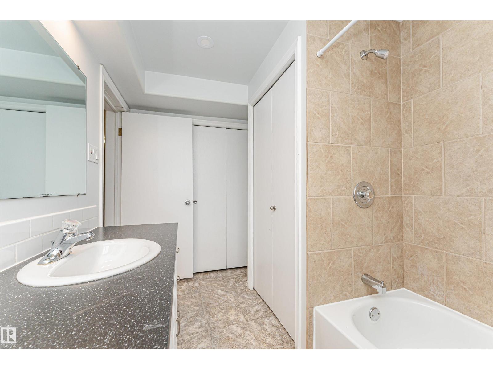 11139 62 Avenue NW - Photo 48