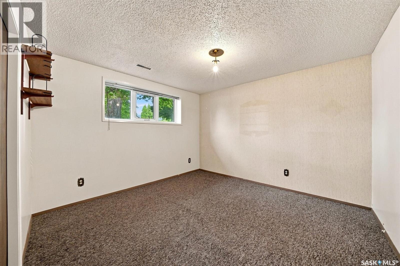 125 Arnason CRESCENT - 22