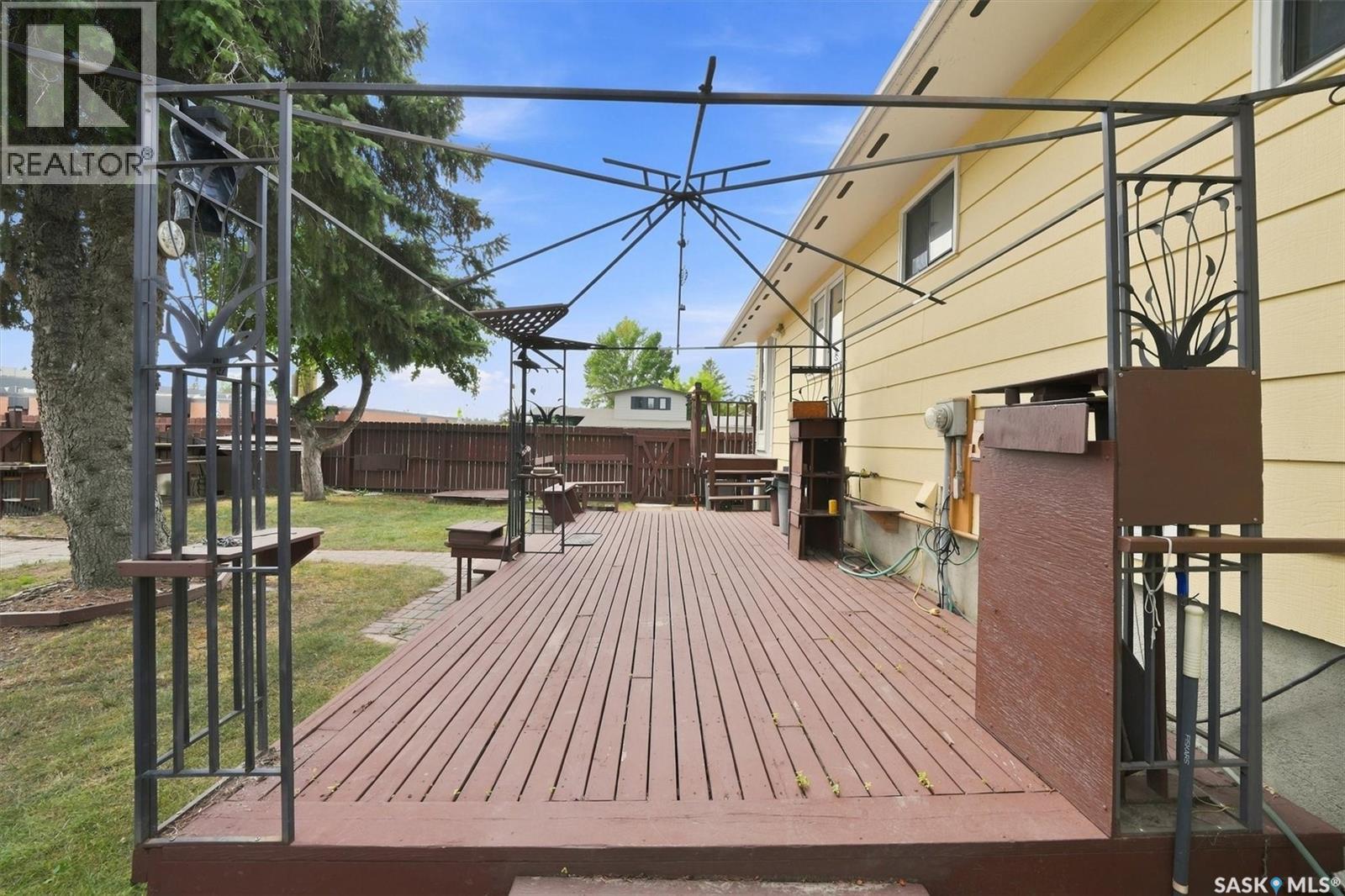 125 Arnason CRESCENT - 31