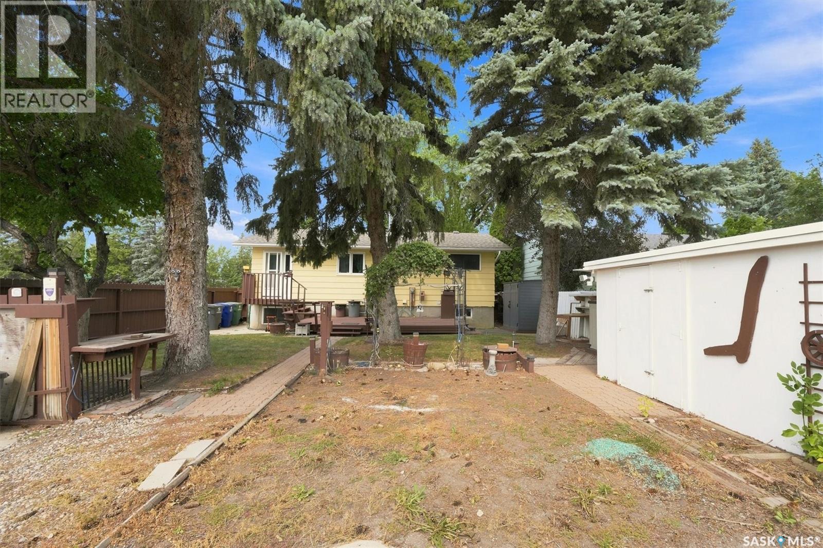 125 Arnason CRESCENT - 32