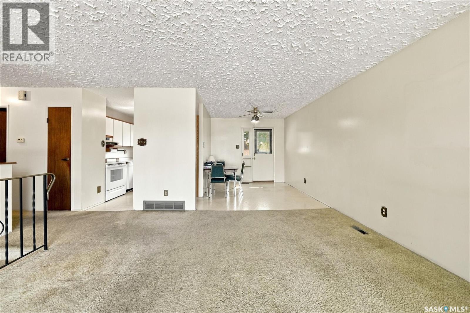 125 Arnason CRESCENT - 5