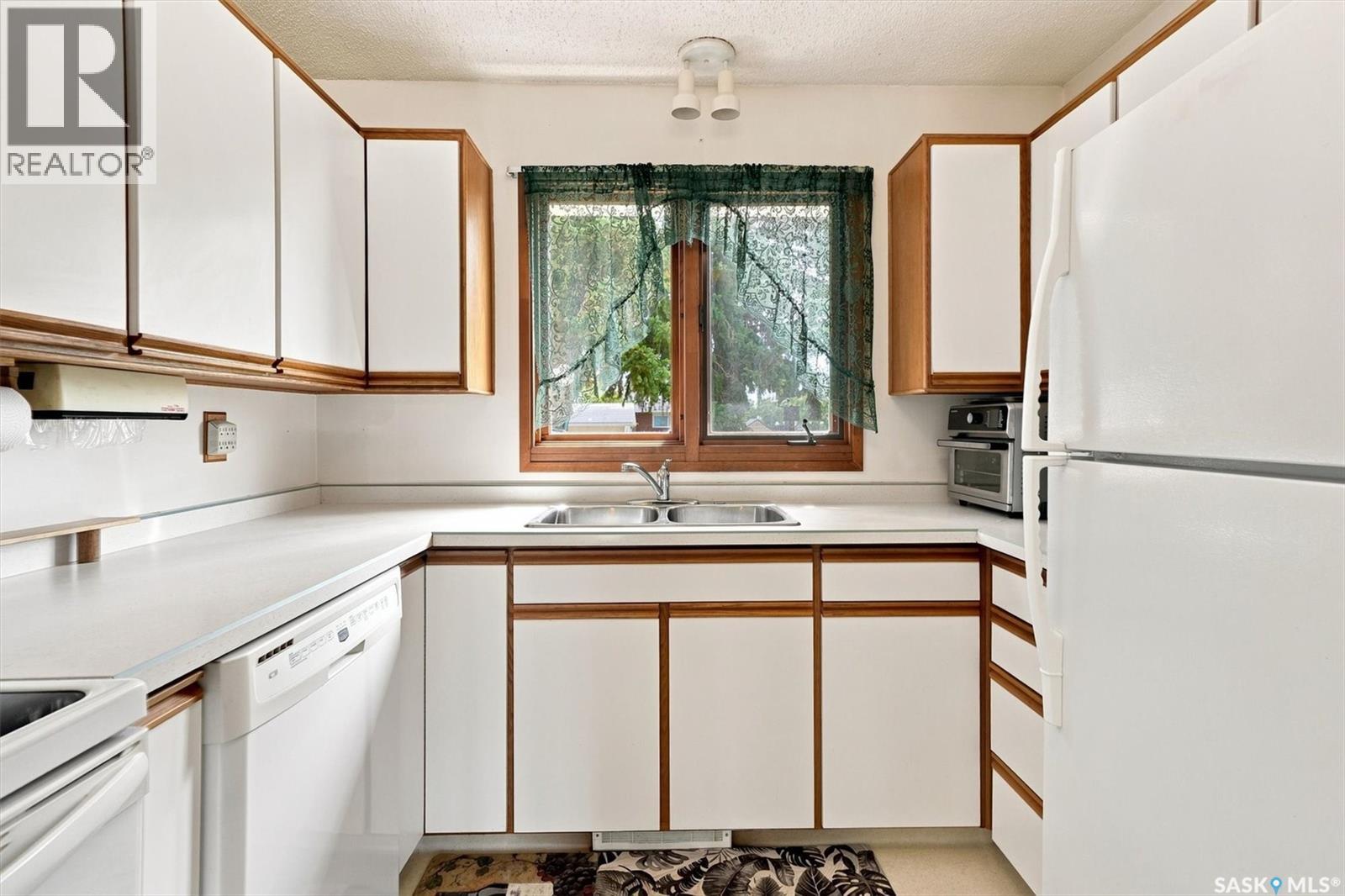 125 Arnason CRESCENT - 8