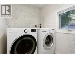 2242 Angus Street, Regina, SK S4T2A2 Photo 15