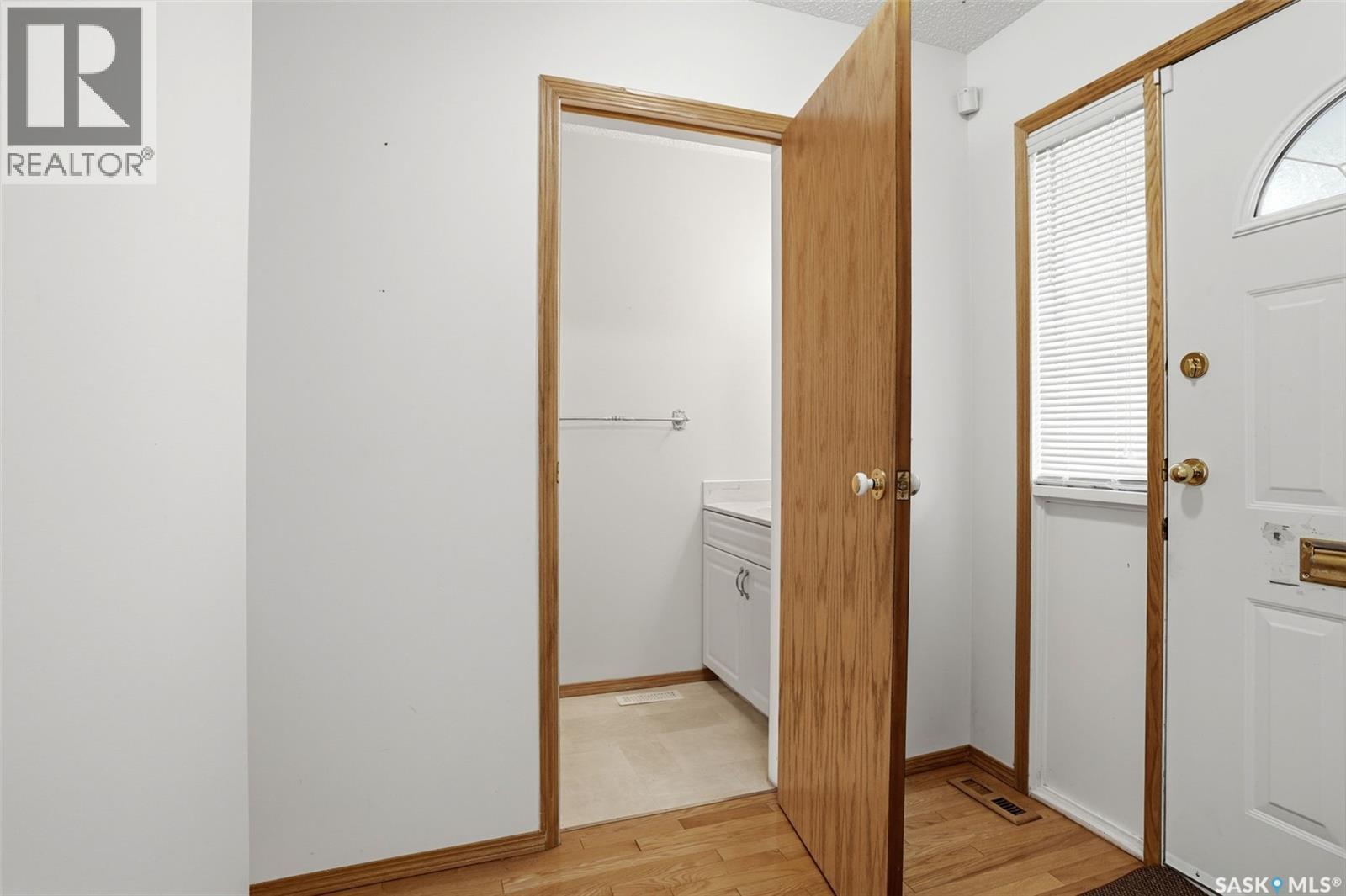 #246 Plainsview DRIVE - 15