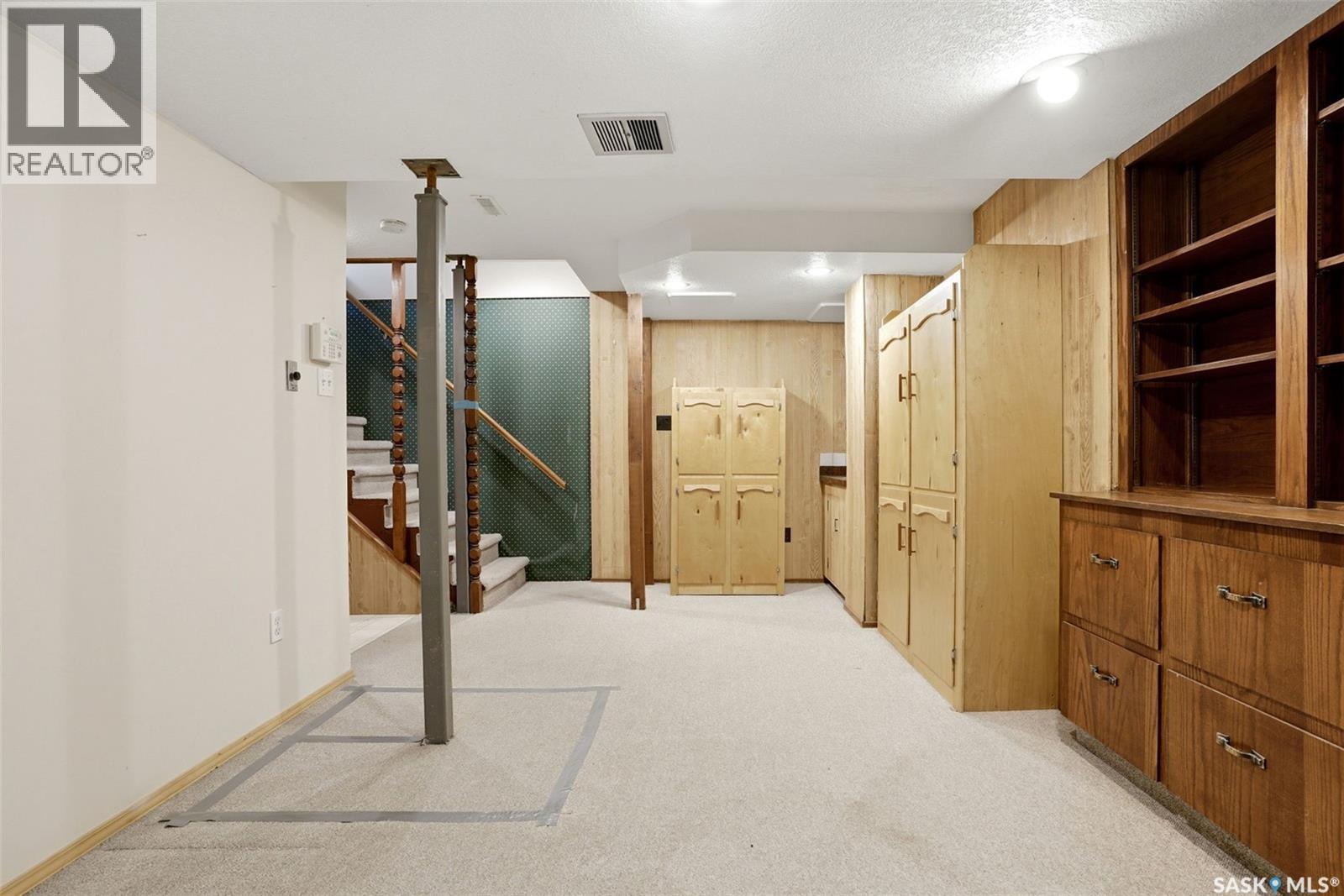 #246 Plainsview DRIVE - 27