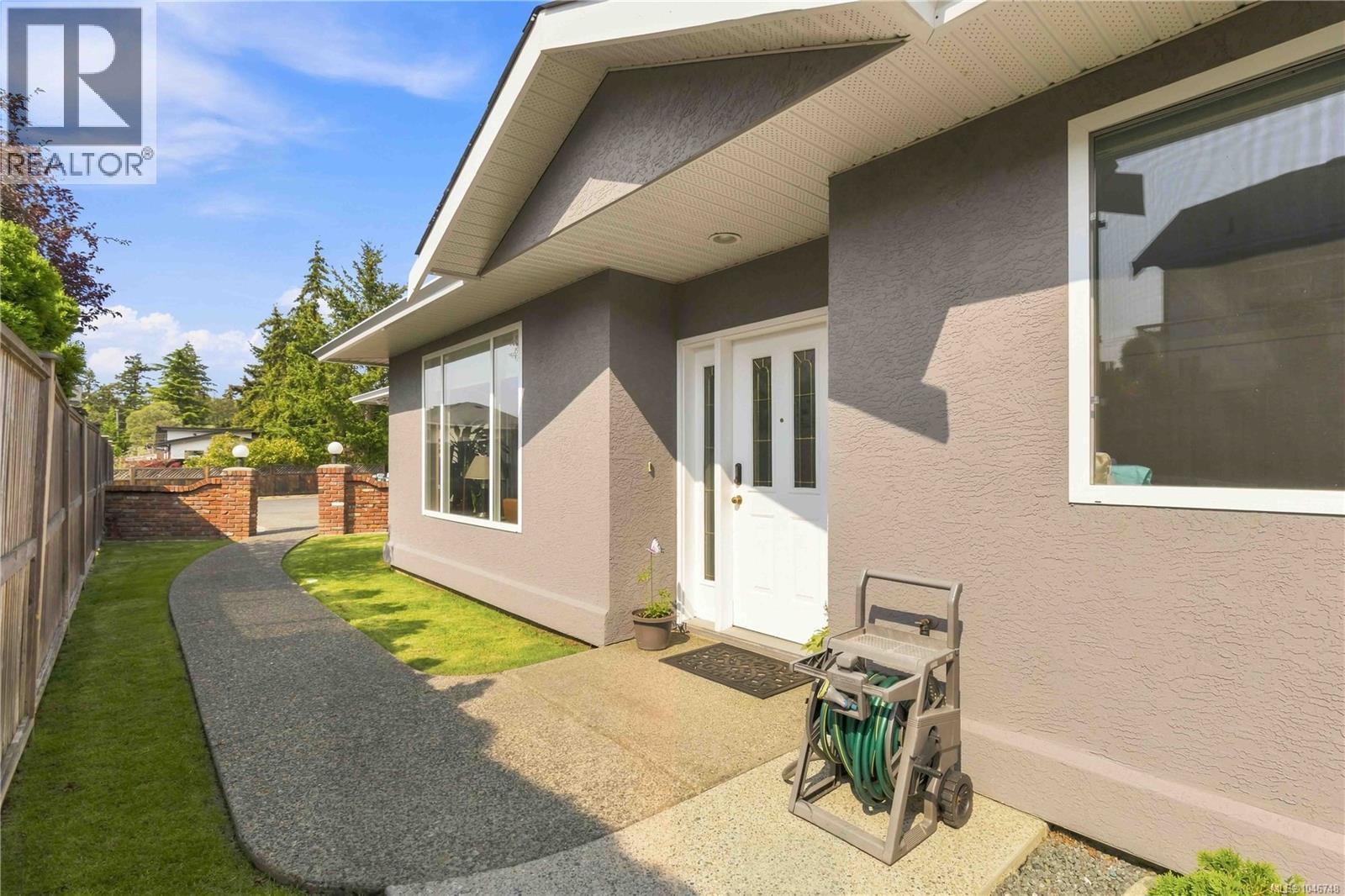 1101 Berkeley Pl - 7