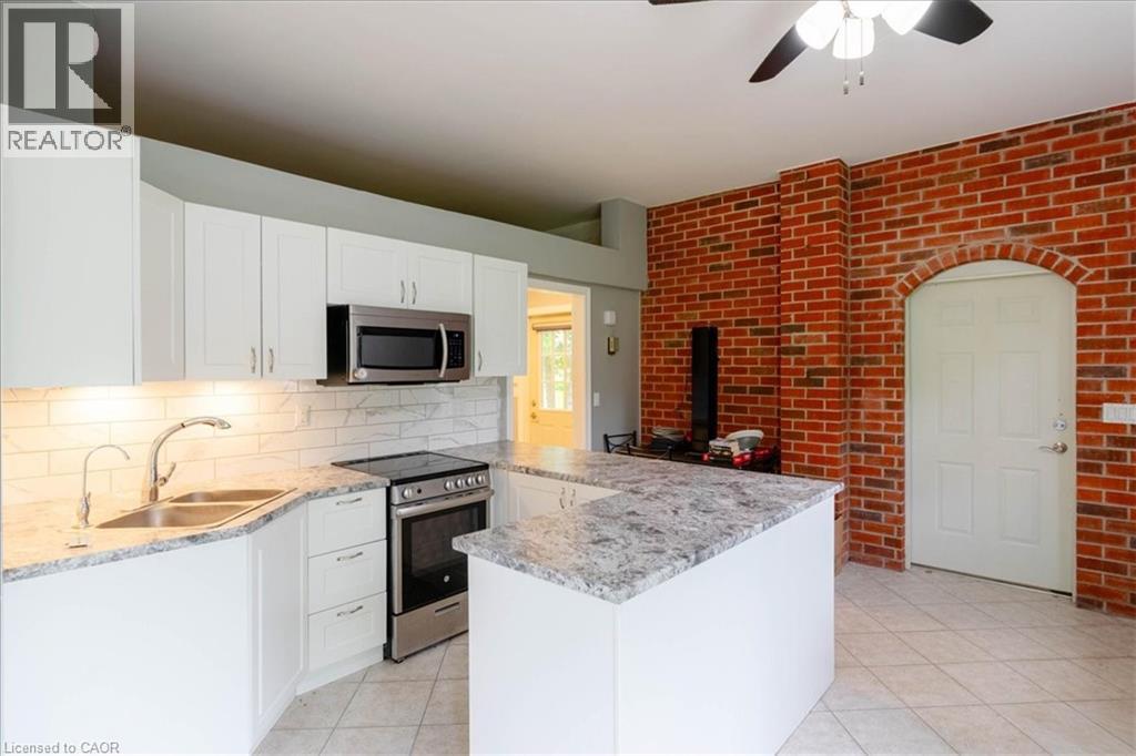 111 DECOU Road - 38
