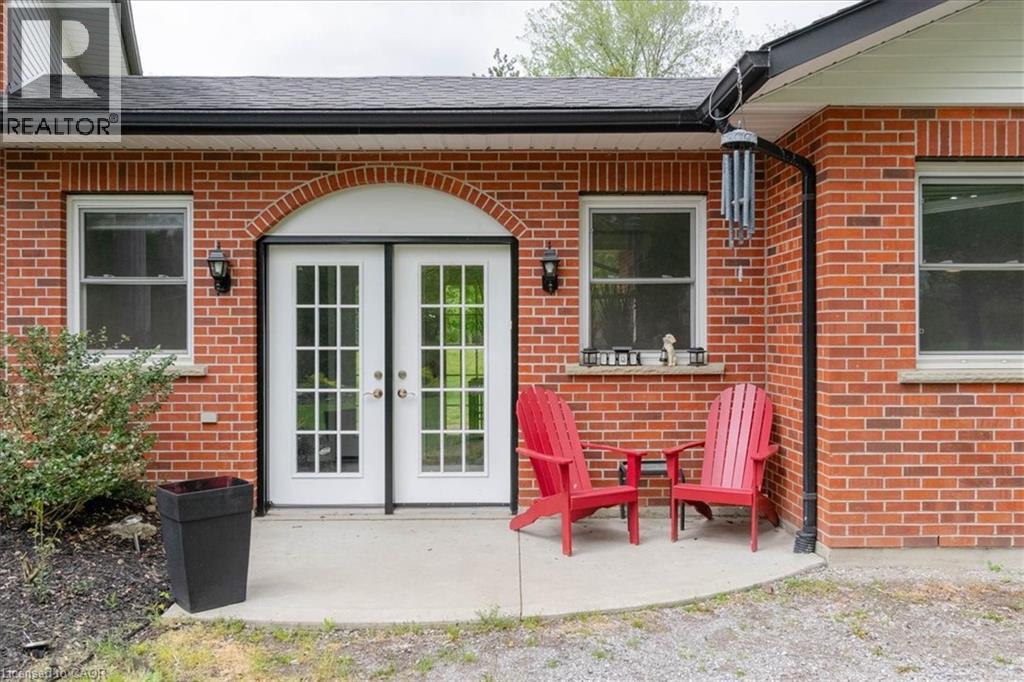 111 DECOU Road - 2
