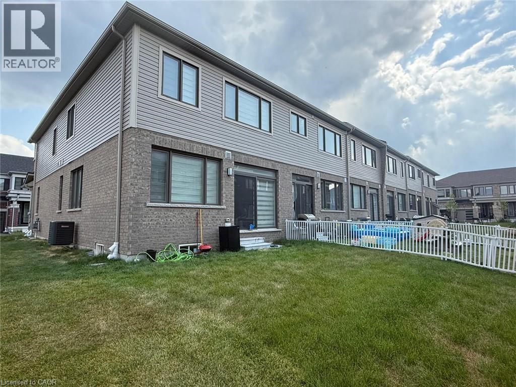 15 BLACKLOCK Street Unit# 39 — photo 3